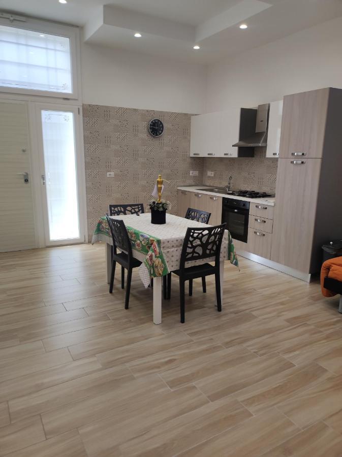 شقة Giada'S House Cimitile المظهر الخارجي الصورة